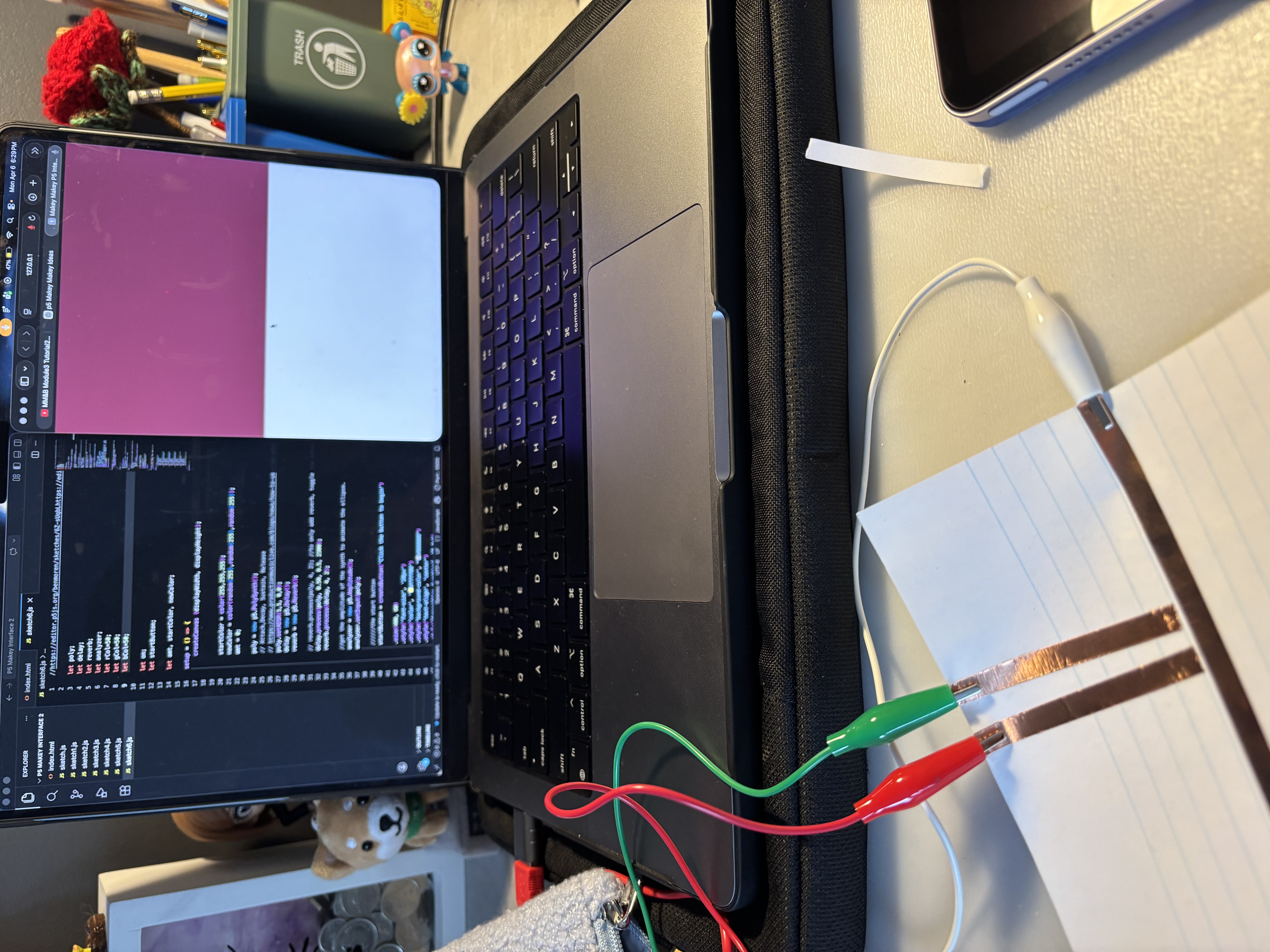Basic test of copper tape and using it with the Makey Makey. Reaction on the screen is triggered by me holding down on the incomplete circuit while holding the grounding clip.